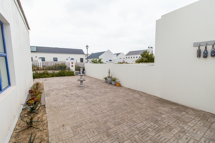 3 Bedroom Property for Sale in Blue Lagoon Western Cape